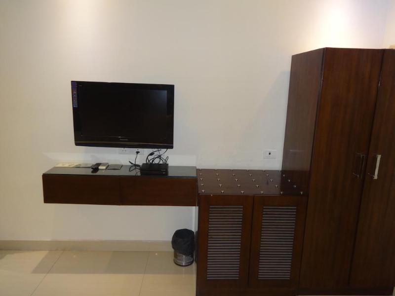 Hotel B Continental เดลี ภายนอก รูปภาพ